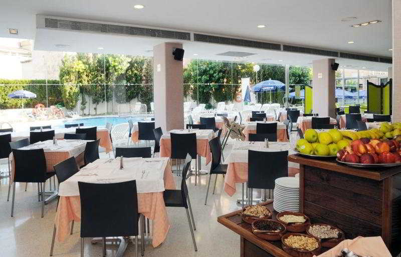 Aparthotel Medplaya Esmeraldas 3*